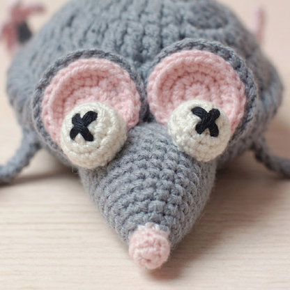 Squashed Mouse Coaster Crochet Pattern