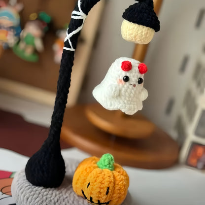 Spooky Ghost Lamp Crochet Pattern